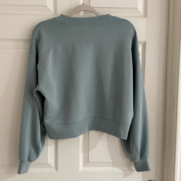 Lululemon Softstreme Perfectly Oversized Cropped Crew size 4 - Picture 2 of 4
